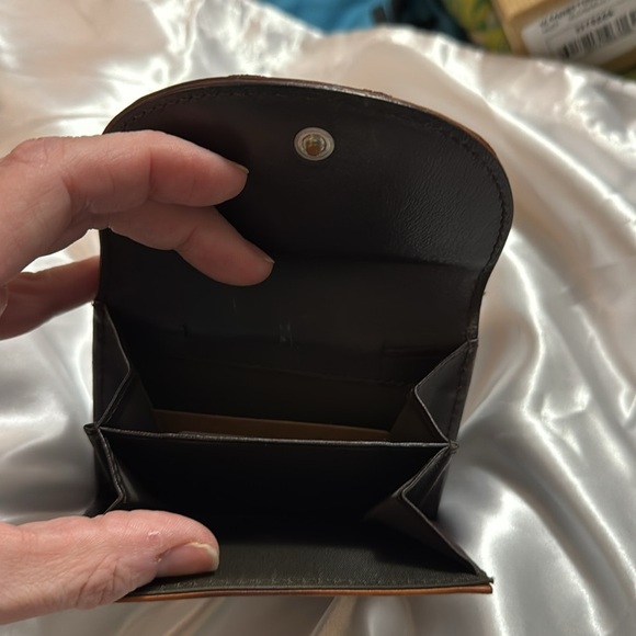 Dior Chic Heart Charm Wallet - Picture 2 of 6